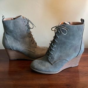 Ankle boots